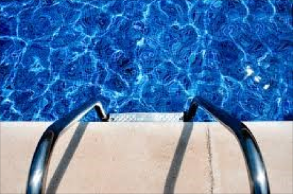  El característico olor a cloro en piscinas públicas podría advertirte de un riesgo para la salud. Descubre cómo protegerte